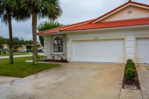 6777 SE Warwick Ln, Stuart, FL 34997, Sold 03/15/22