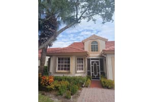 7877 Lake Sands Dr, Delray Beach, FL 33446, Sold 03/24/22