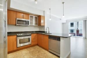 600 S Dixie Hwy APT 351, West Palm Beach, FL 33401, Sold 04/20/22