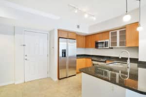 600 S Dixie Hwy APT 351, West Palm Beach, FL 33401, Sold 04/20/22