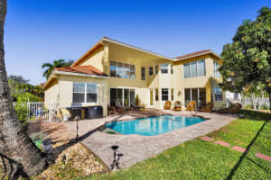 9910 Via Bernini, Lake Worth, FL 33467, Sold 05/12/22