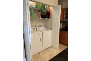 600 S Dixie Hwy APT 405, West Palm Beach, FL 33401, Sold 05/04/22