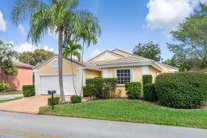 186 NW 48th Ave, Deerfield Beach, FL 33442, Sold 04/08/22