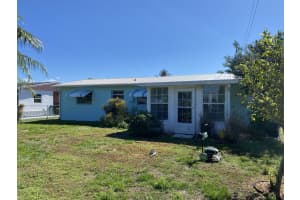 2499 SE Madison St, Stuart, FL 34997, Sold 03/28/22