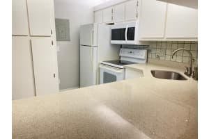 204 Foxtail Dr APT G2, Greenacres, FL 33415, Sold 03/28/22
