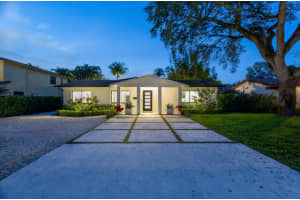 739 NW 6th St, Boca Raton, FL 33486, Sold 03/24/22
