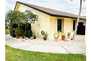 375 SW 29th Ave, Delray Beach, FL 33445, Sold 03/14/22