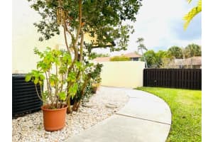 375 SW 29th Ave, Delray Beach, FL 33445, Sold 03/14/22