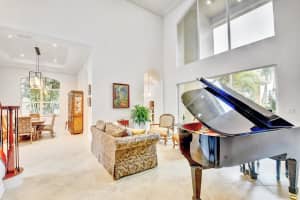 8814 Wellington View Dr, Royal Palm Beach, FL 33411, Sold 04/25/22