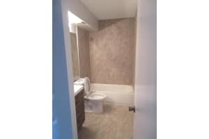 MLS# R10776465, Plantation, Florida 33324