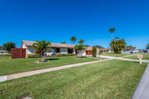 8071 Rose Marie Ave E, Boynton Beach, FL 33472, Sold 03/07/22