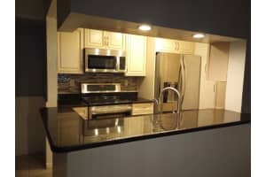 2506 SE Anchorage Cove Apt E-1, Port St. Lucie, FL 34952, Sold 05/18/22