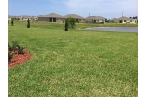 2240 Arlington Dr SW, Vero Beach, FL 32968, Sold 06/10/22