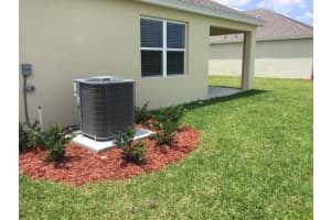 2240 Arlington Dr SW, Vero Beach, FL 32968, Sold 06/10/22