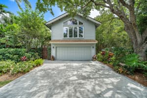 7585 Jamaican Ct, Hobe Sound, FL 33455, Sold 08/15/22