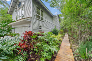 7585 Jamaican Ct, Hobe Sound, FL 33455, Sold 08/15/22