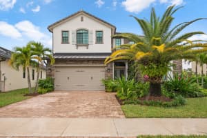8315 Grand Prix Ln, Boynton Beach, FL 33472, Sold 04/26/22