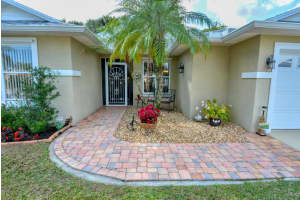 6149 Alexandria Cir, Fort Pierce, FL 34982, Sold 03/30/22
