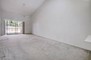 1090 Parkside Green Dr APT C, Greenacres, FL 33415, Sold 04/25/22