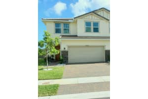 4326 Veleiros Ave, Lighthouse Point, FL 33064, Sold 04/01/22