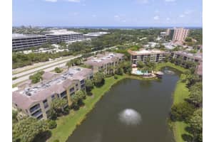 700 Uno Lago Dr APT 302, Juno Beach, FL 33408, Sold 03/11/22