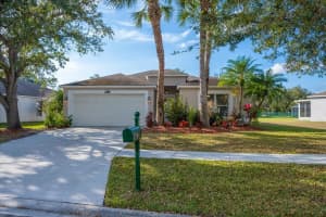 258 SW Panther Trce, Port St. Lucie, FL 34953, Sold 05/10/22