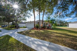 258 SW Panther Trce, Port St. Lucie, FL 34953, Sold 05/10/22
