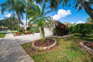 4365 Sherwood Forest Dr, Delray Beach, FL 33445, Sold 04/15/22
