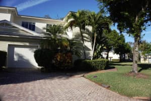 2700 Creekside Dr, Fort Pierce, FL 34981, Sold 03/16/22