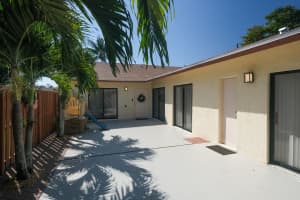 1090 Summit Pl Cir b, West Palm Beach, FL 33415, Sold 03/18/22