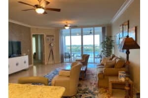 600 US-1, Jupiter, FL 33477, Sold 05/09/22