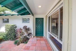 15 Harbour Dr N, Boynton Beach, FL 33435, Sold 06/24/22