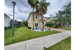 541 SW Sun Cir, Palm City, FL 34990, Sold 06/28/22