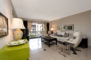 951 De Soto Rd APT 427, Boca Raton, FL 33432, Sold 04/22/22