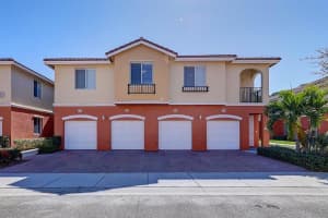 49 SE Sedona Cir APT 204, Stuart, FL 34994, Sold 03/28/22