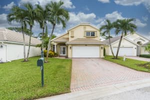 12215 SE Plandome Dr, Hobe Sound, FL 33455, Sold 05/10/22