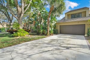716 St Albans Dr, Boca Raton, FL 33486, Sold 06/06/22