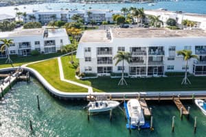 1030 Sugar Sands Blvd APT 273, Riviera Beach, FL 33404, Sold 03/25/22