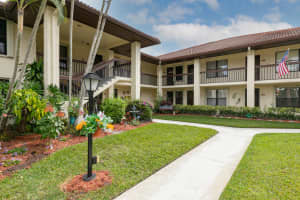 570 SW South River Dr APT 105, Stuart, FL 34997, Sold 03/21/22