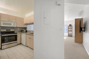200 Uno Lago Dr APT 203, Juno Beach, FL 33408, Sold 05/04/22