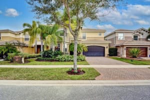 8006 Emerald Winds Cir, Boynton Beach, FL 33473, Sold 04/11/22