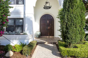 4084 Bocaire Blvd, Boca Raton, FL 33487, Sold 05/13/22