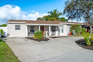 6941 Boston Dr, Lake Worth, FL 33462, Sold 03/24/22