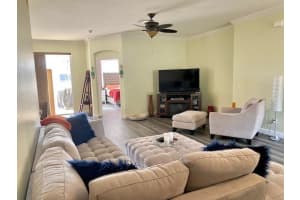591 Waverly Cir, Port St. Lucie, FL 34983, Sold 04/11/22