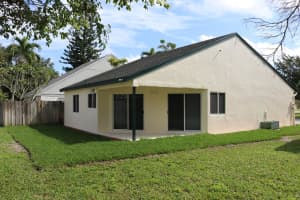 20 Peachtree Pl, Boynton Beach, FL 33436, Sold 03/18/22