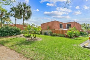 3117 San Fernando Dr 32 d, Delray Beach, FL 33445, Sold 04/15/22