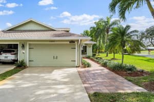 12959 SE Berwick Ct, Hobe Sound, FL 33455, Sold 03/29/22