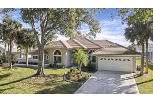 649 SW Lighthouse Dr, Palm City, FL 34990, Sold 03/11/22