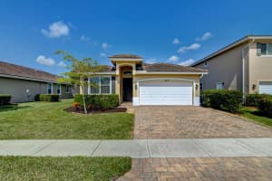 4827 Foxtail Palm Ct, Greenacres, FL 33463, Sold 03/24/22