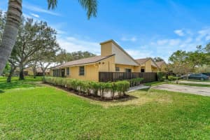 11602 Orange Blossom Ln, Boca Raton, FL 33428, Sold 03/18/22